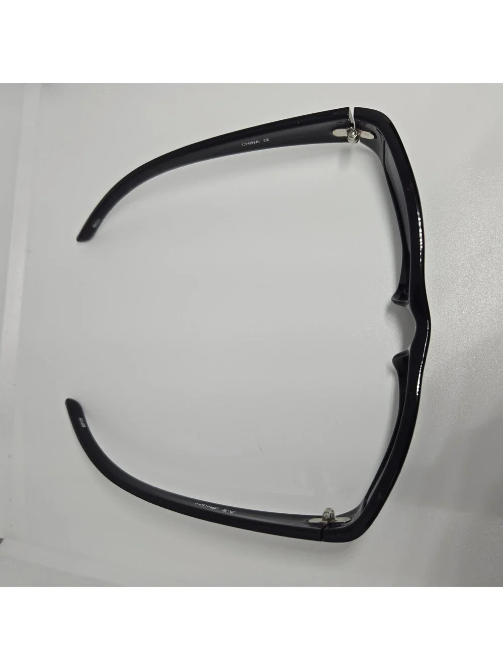 A. J. Morgan CAVA 60101 Black Sunglasses UV400 Lens AJ MORGAN